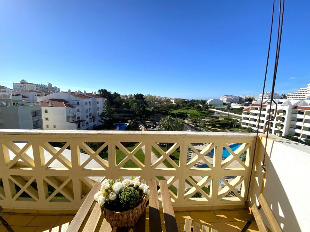 8 By Homing Apartment *